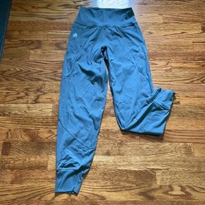 P’Tula gray joggers